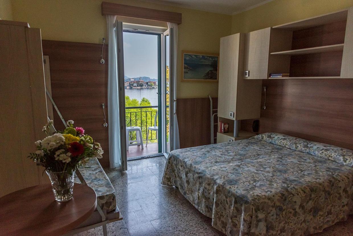 Hotel Villa Ruscello Baveno Exterior photo