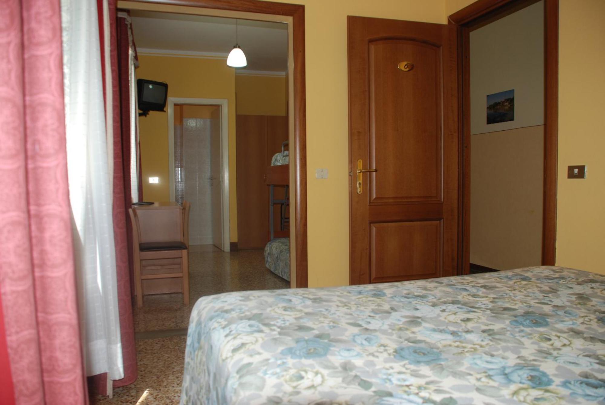 Hotel Villa Ruscello Baveno Exterior photo
